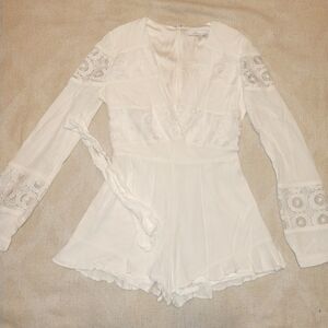 Lovers + Friends White Lace-Trim Blouse